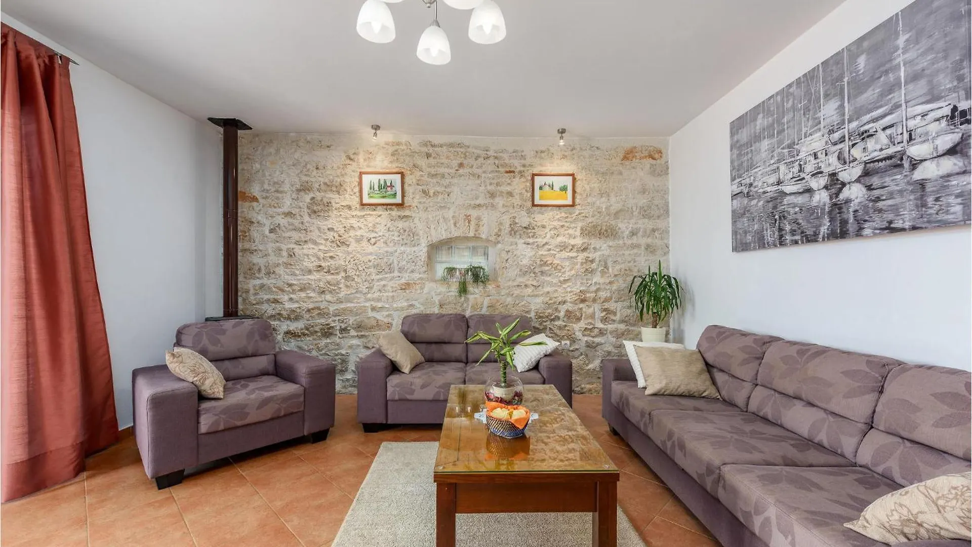 Hébergement de vacances Cozy Home In Pamici With Kitchen Croatie