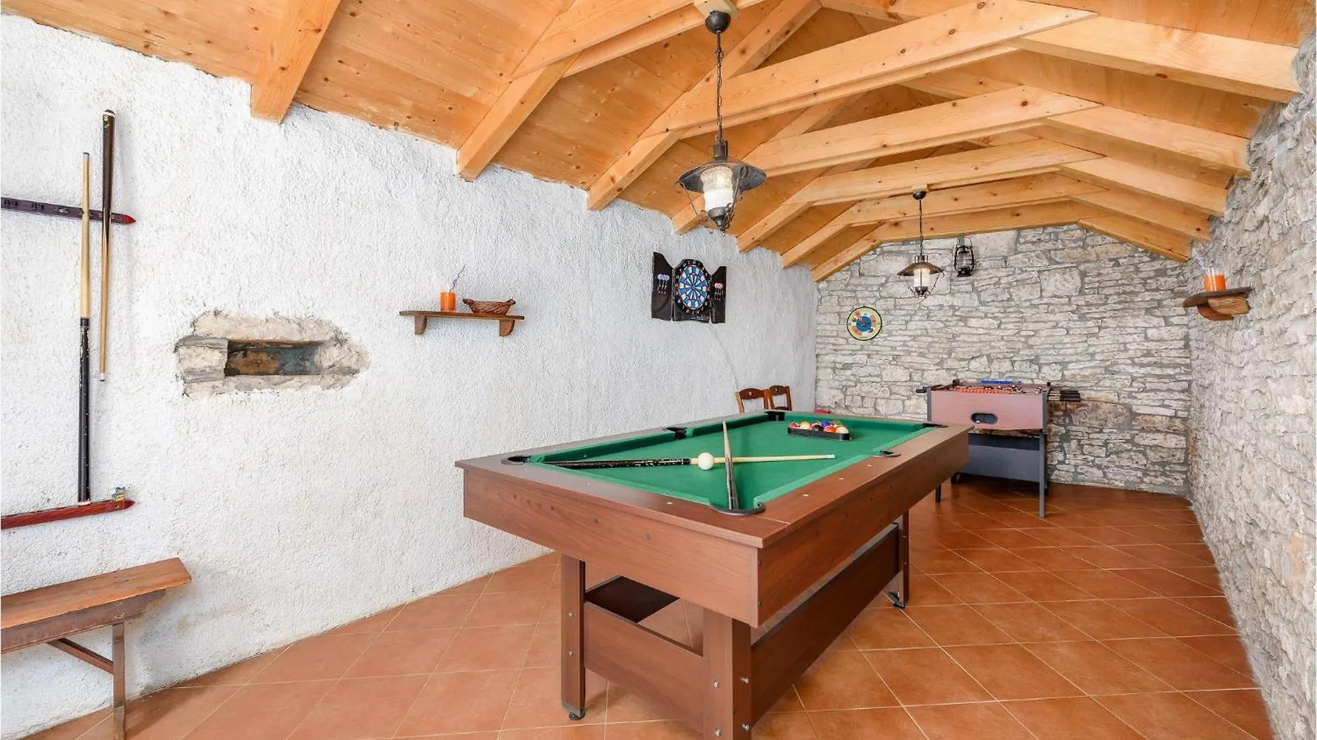 Cozy Home In Pamici With Kitchen Hébergement de vacances